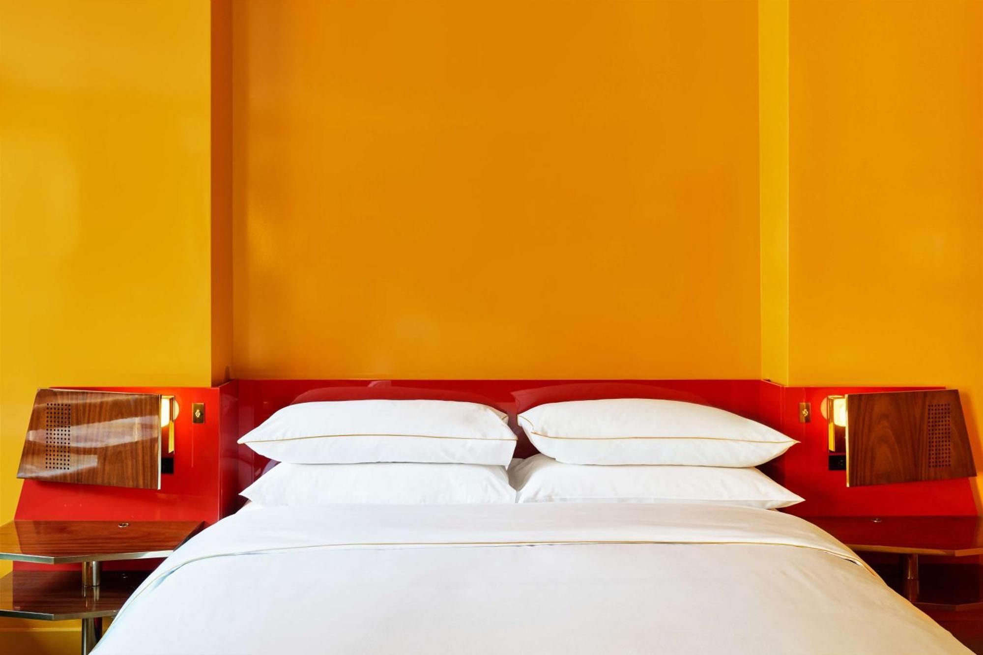 Отель The Manner, The Unbound Collection By Hyatt Нью-Йорк Экстерьер фото